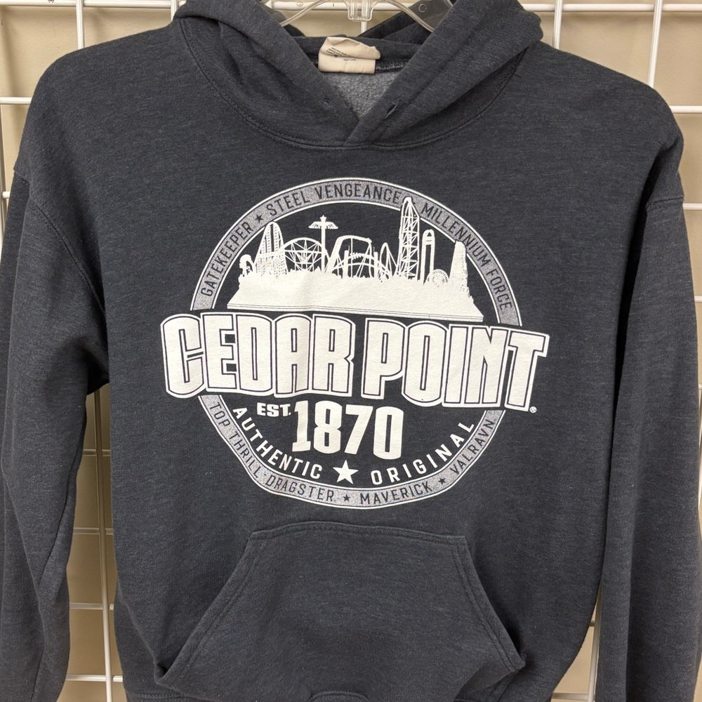 Licensed Cedar Point Amusement Park Hooded Sweatshirt size medium. 55/45